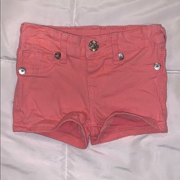 True Religion shorts   - Picture 2 of 3